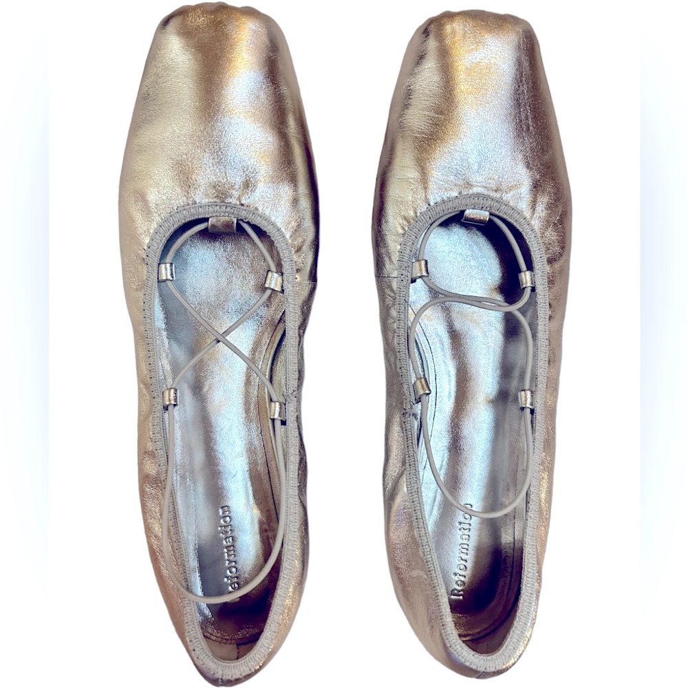 Reformation Barbara Ballet Flats Silver Leather Elasticized Straps Size 8 1/2